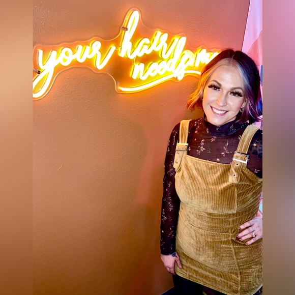 Meet your Posher, Jessica - Picture 3 of 4